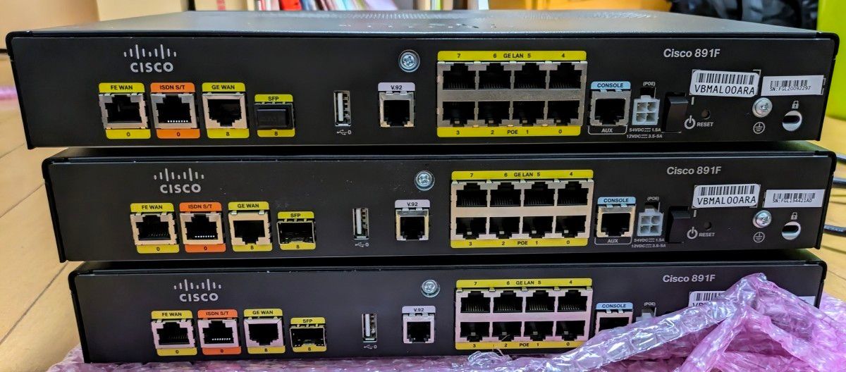 3台セット Cisco C891FJ-K9 C891F ルータ AC アダプター付き 3台セット Cisco C891FJ-K9 C891F ルータ AC アダプター付き