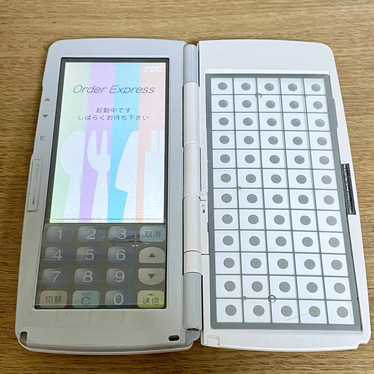 TEC ハンディターミナル HTL-100-2D-02 中古バッテリー1個付き TEC ハンディターミナル HTL-100-2D-02 中古バッテリー1個付き
