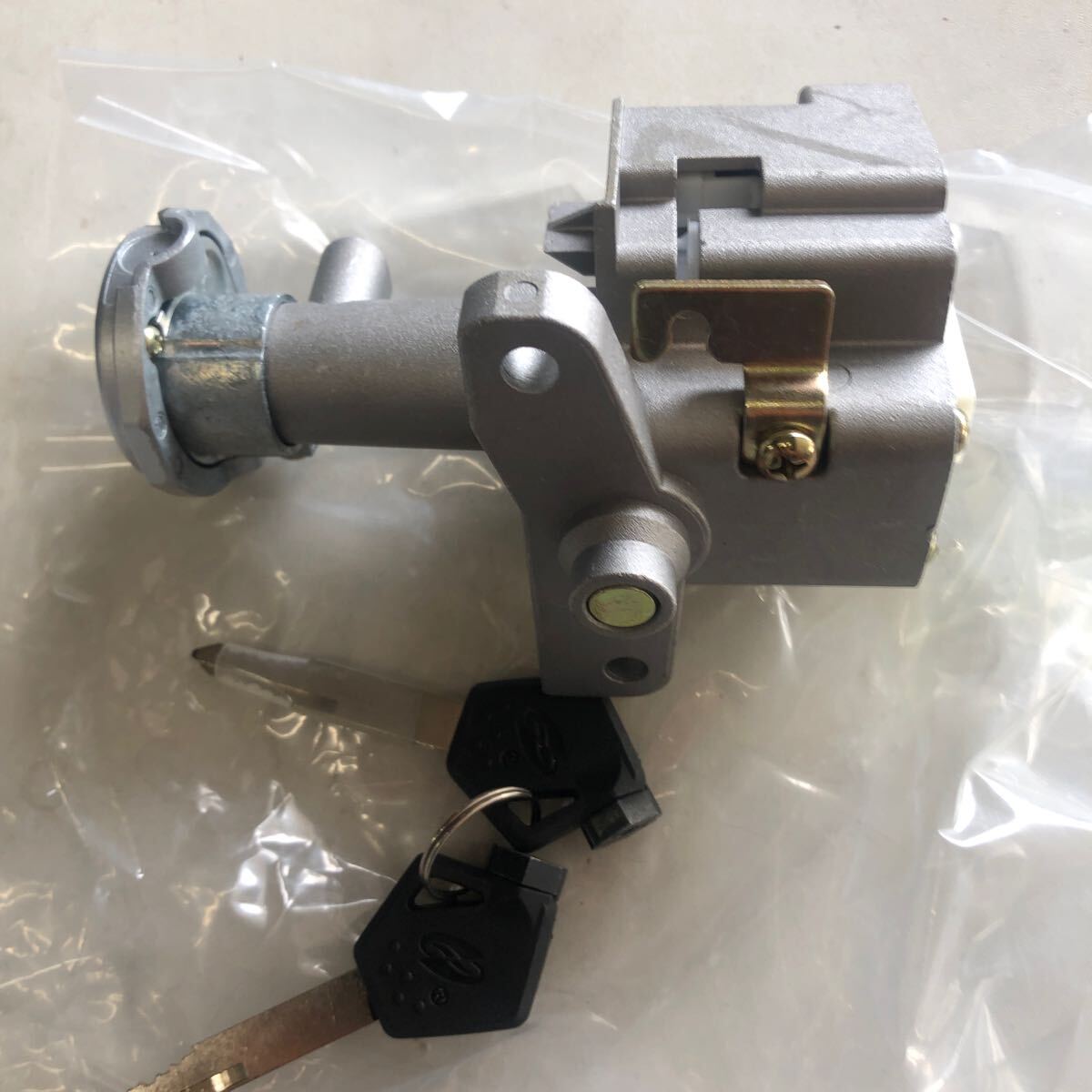 item_image_3