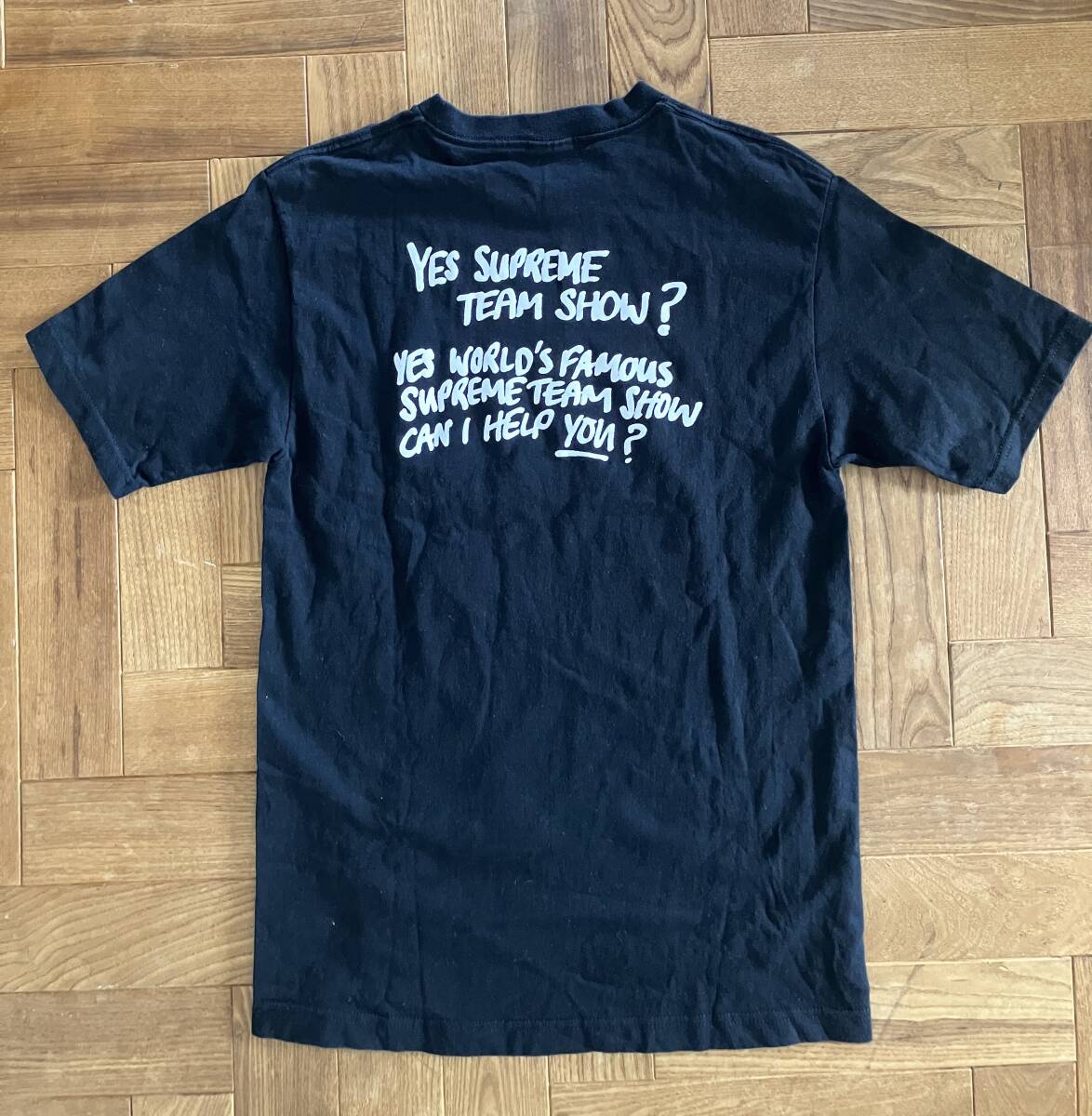 Yahoo!オークション - Supreme Tシャツ 黒 サイズS 小さい Yahoo!オークション - Supreme Tシャツ 黒 サイズS 小さい