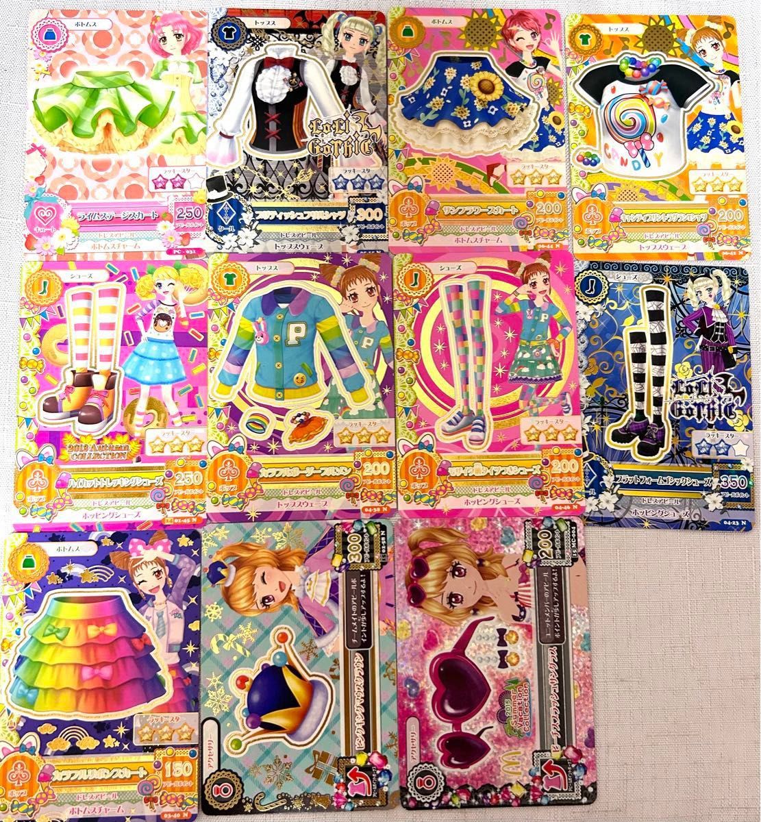 アイカツカード スターズ 初期カード 星宮いちご スクールドレス アイカツカード スターズ 初期カード 星宮いちご スクールドレス