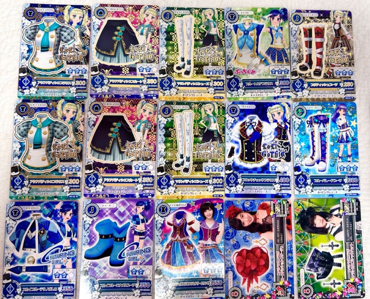 アイカツカード スターズ 初期カード 星宮いちご スクールドレス アイカツカード スターズ 初期カード 星宮いちご スクールドレス