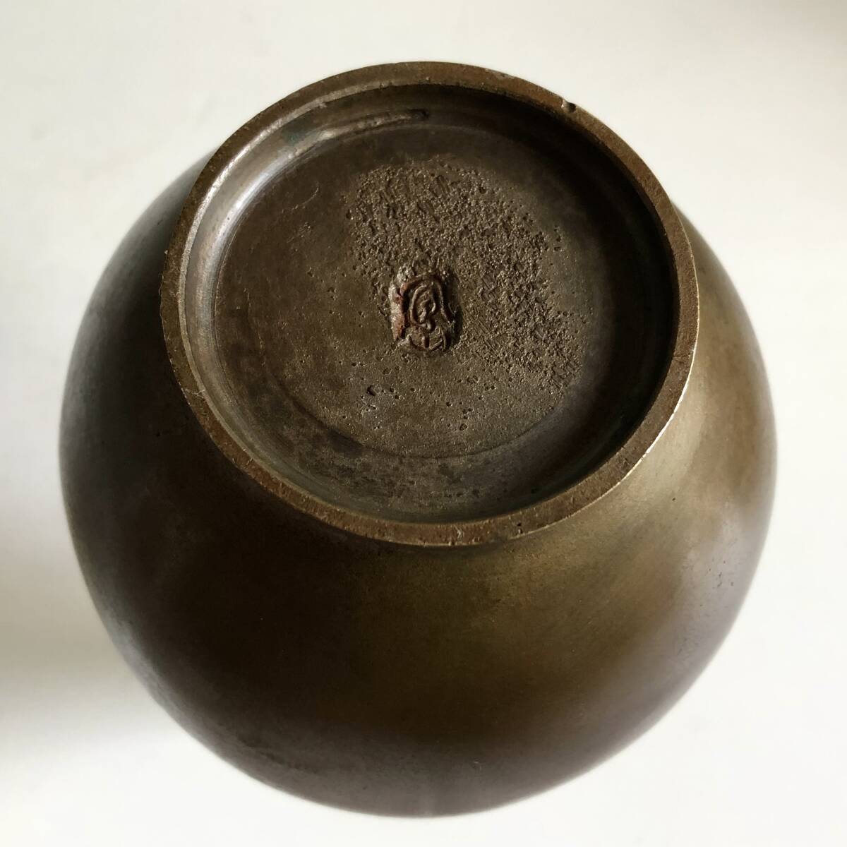 【専用】セット売り 山本鳳山 高岡銅器 立体彫刻 花瓶 高さ約25cm 山本鳳山 高岡銅器 立体彫刻 花瓶 高さ約25cm 重量約1475g