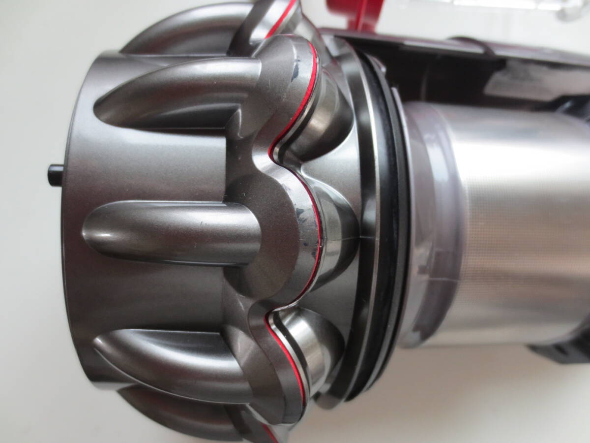Dyson V11 SV14 サイクロン分解清掃済み+ダストカップ磨き出し Dyson V11 SV14 サイクロン分解清掃済み+ダストカップ磨き出し