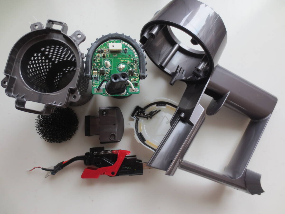 Dyson V10 SV12 モーター全モード動作品 強化版トリガー交換済み Dyson V10 SV12 モーター全モード動作品 強化版トリガー交換済み