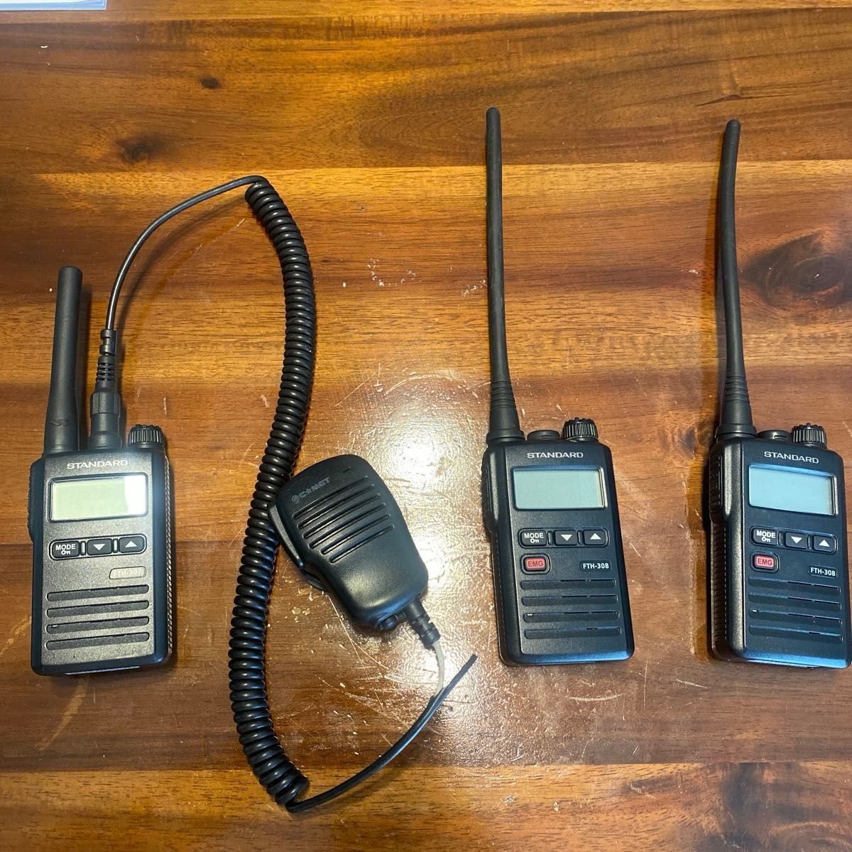 特定小電力トランシーバー スタンダード FTH-308L 2台とFTH-307 特定小電力トランシーバー スタンダード FTH-308L 2台とFTH-307