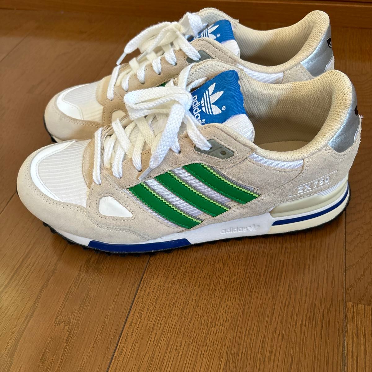 アディダスオリジナル スニーカー ZX750|Yahoo!フリマ(旧 アディダスオリジナル スニーカー ZX750|Yahoo!フリマ(旧