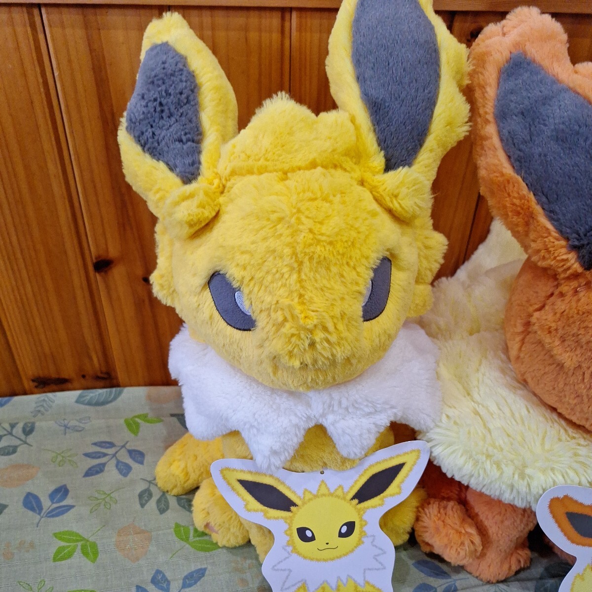 ポケモンセンター ふわふわ抱きぬいぐるみ サンダース ポケモンセンター ふわふわ抱きぬいぐるみ サンダース
