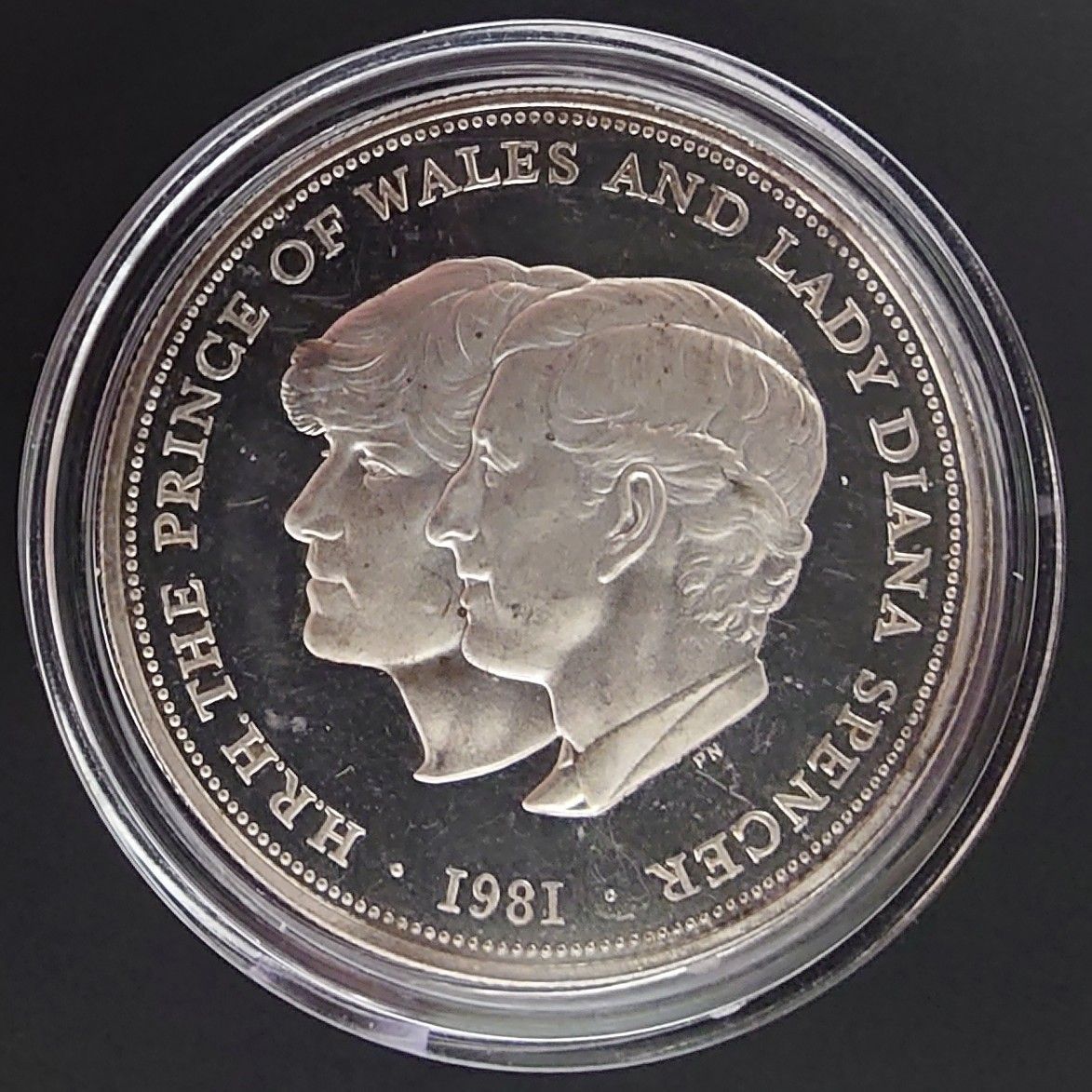 1981年 イギリス銀貨 チャールズ皇太子&ダイアナ御成婚記念銀貨 1981年 イギリス銀貨 チャールズ皇太子&ダイアナ御成婚記念銀貨