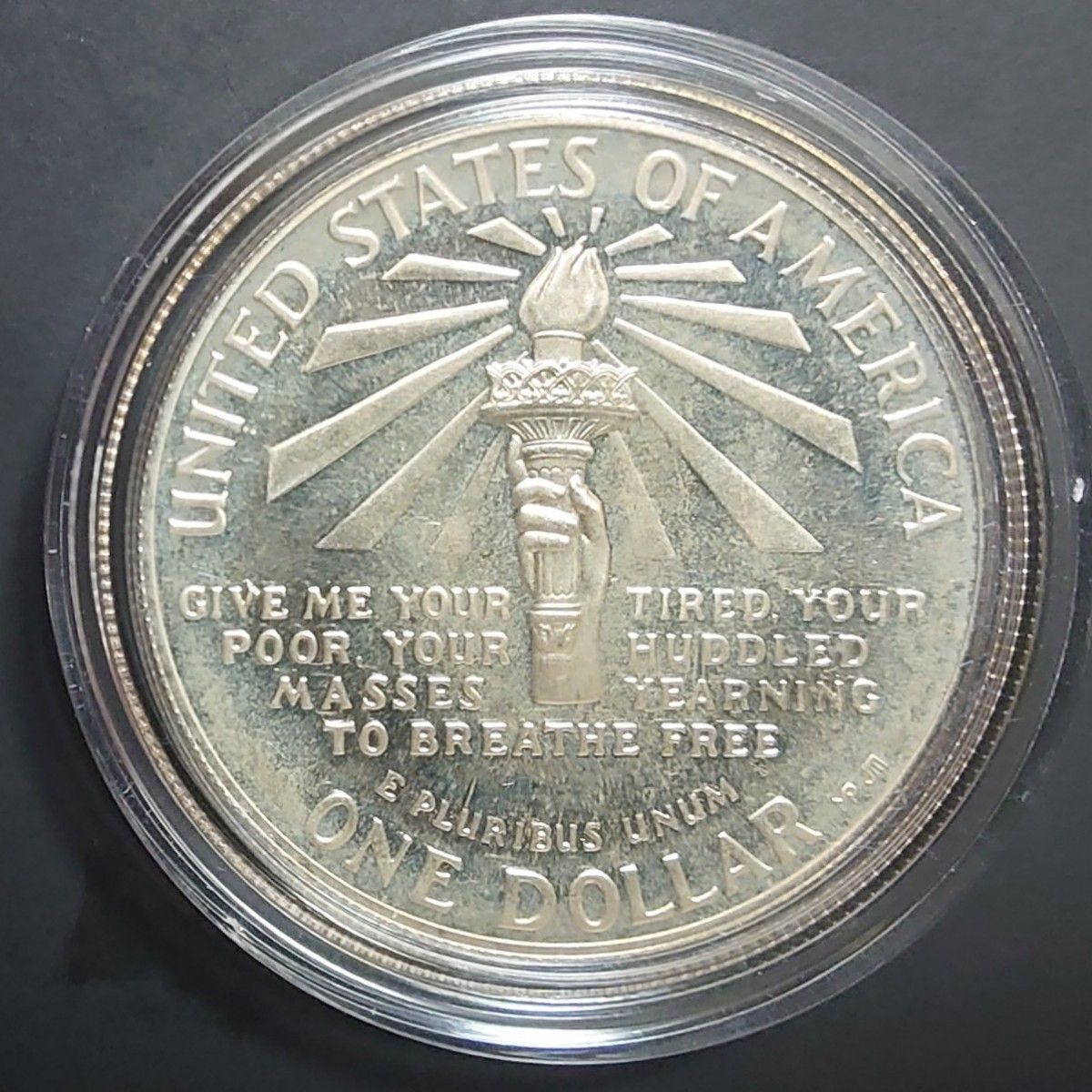 1986年アメリカ銀貨 自由の女神 リバティ1ドル記念銀貨+ハーフ 1986年アメリカ銀貨 自由の女神 リバティ1ドル記念銀貨+ハーフ