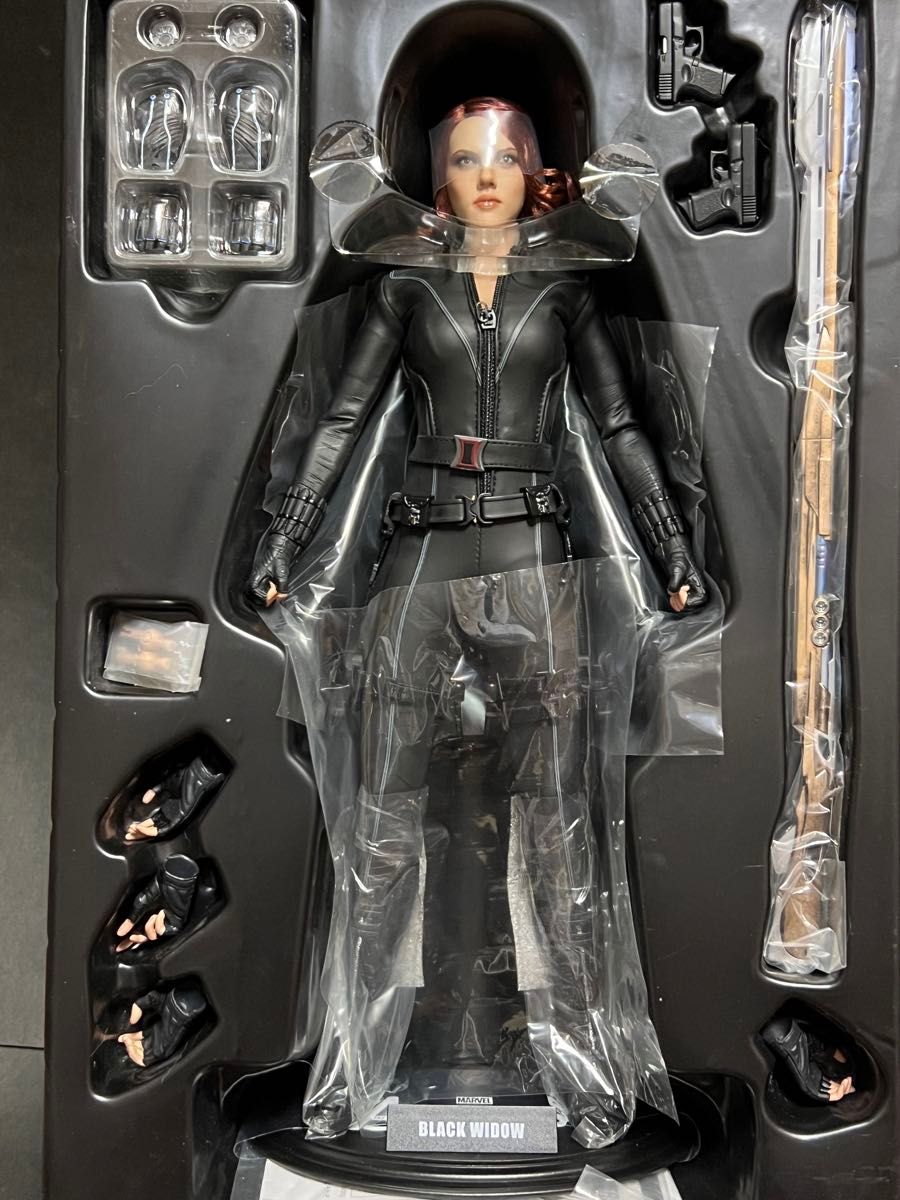 HOTTOYS ムービーマスターピース アベンジャーズ 1/6 ブラック HOTTOYS ムービーマスターピース アベンジャーズ 1/6 ブラック