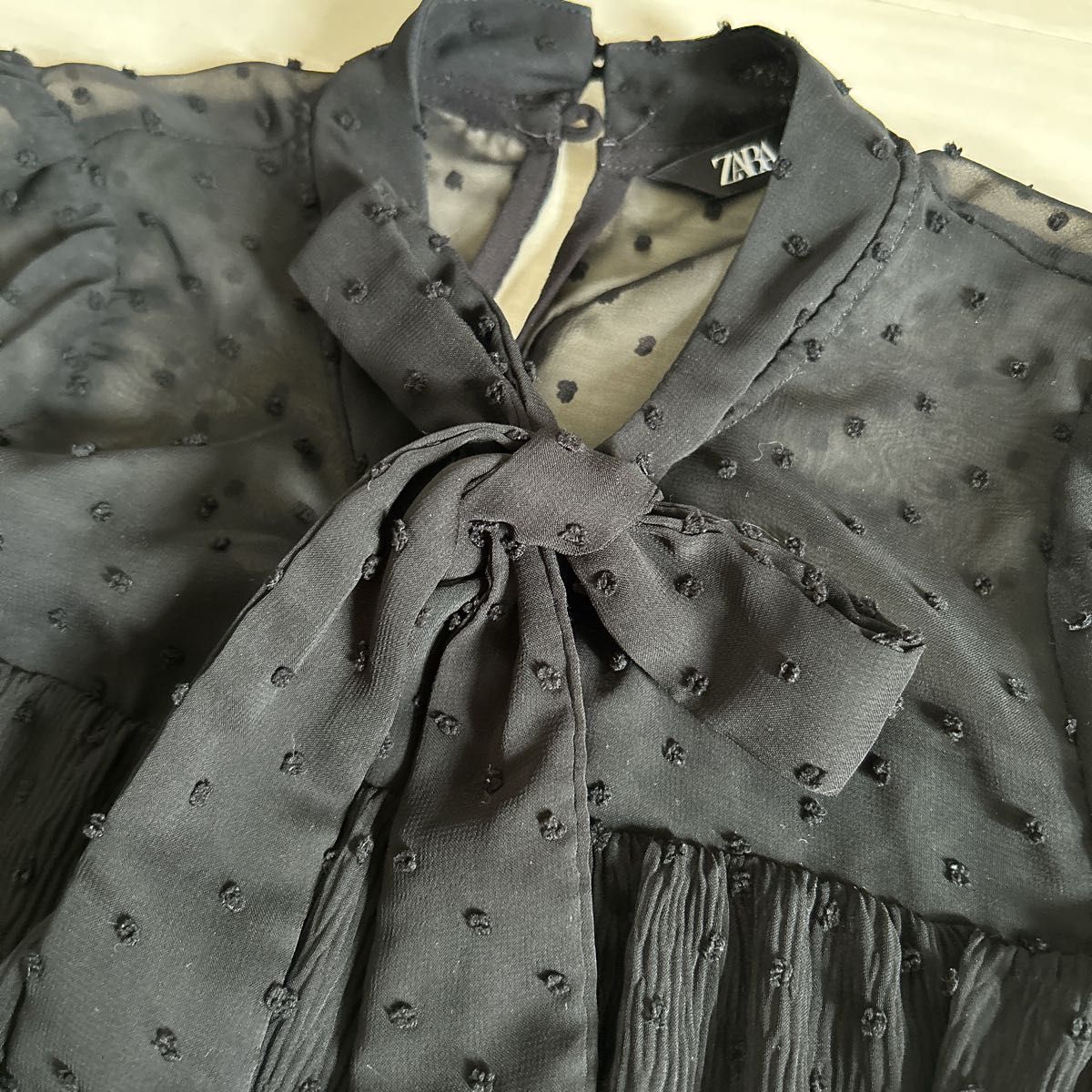 ブラウス レース 黒 ブラック トップス ZARA ザラ 水玉 ドット ブラウス レース 黒 ブラック トップス ZARA ザラ 水玉 ドット