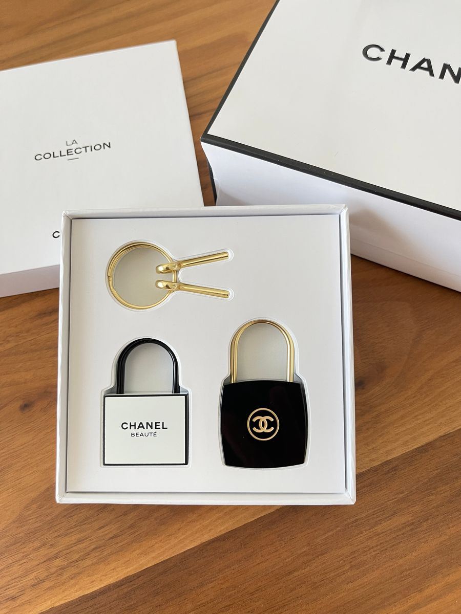 CHANELシャネル2024キーホルダーセット|Yahoo!フリマ(旧PayPay CHANELシャネル2024キーホルダーセット|Yahoo!フリマ(旧PayPay