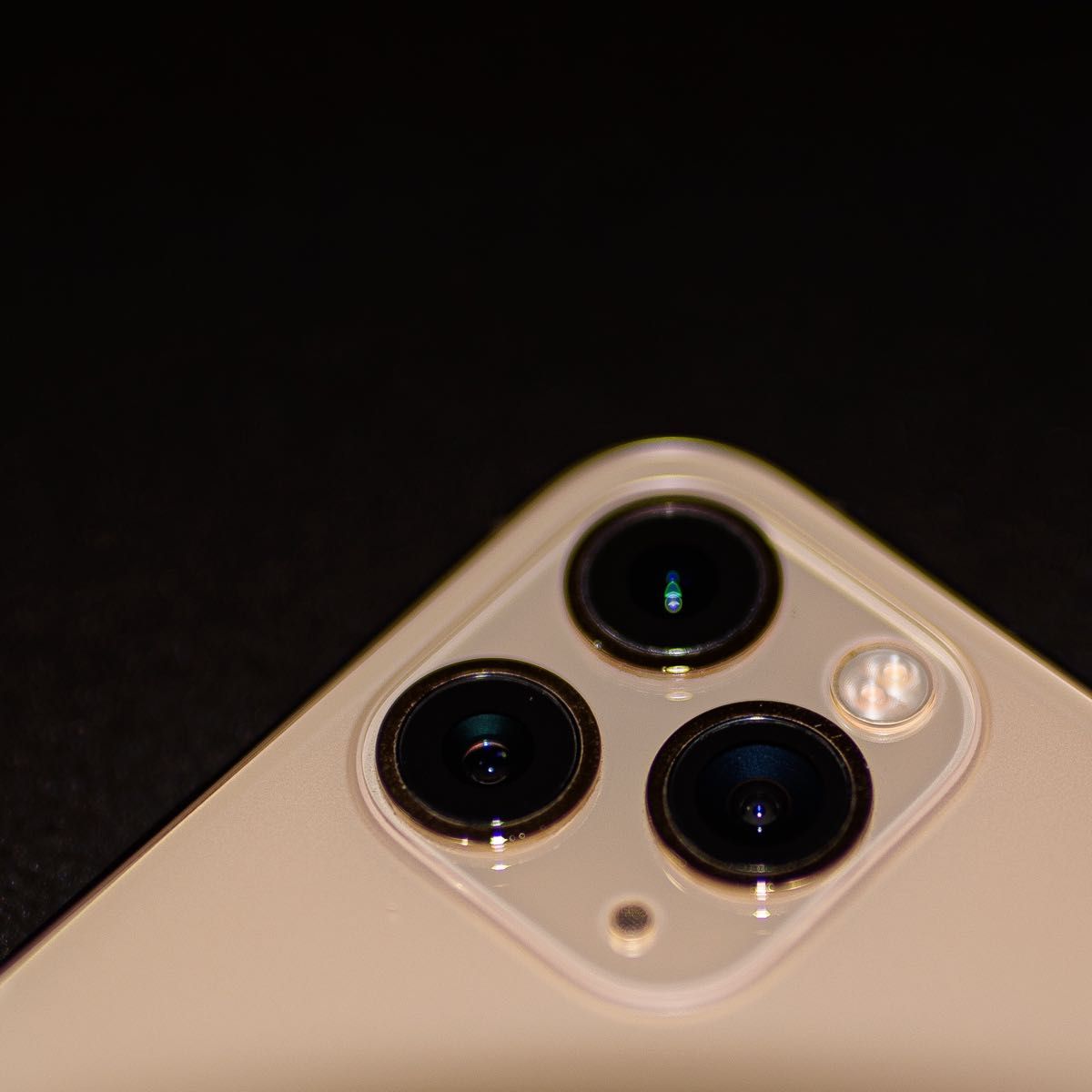 Apple iPhone 11 Pro Max ゴールド 256GB SIMフリー|Yahoo Apple iPhone 11 Pro Max ゴールド 256GB SIMフリー|Yahoo