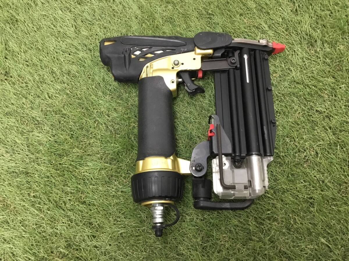中古品】HiKOKI(日立工機) 55㎜高圧ピン釘打機 NP55HM ITNPU2M3TP9C 中古品】HiKOKI(日立工機) 55㎜高圧ピン釘打機 NP55HM ITNPU2M3TP9C