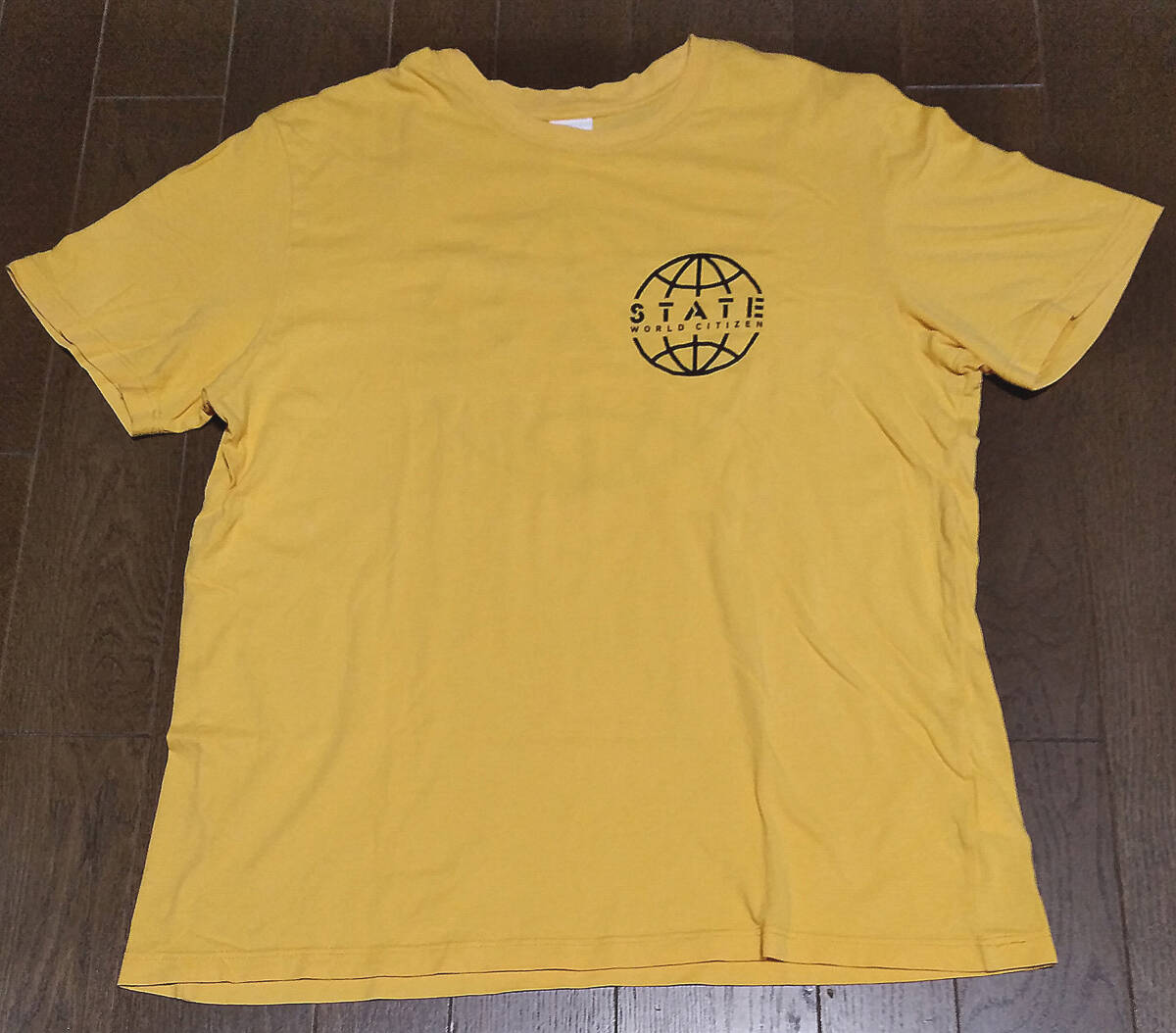 Tシャツ - STATE WORLD CITIZEN (L/イエロー) / 古着 黄色 H&M Tシャツ - STATE WORLD CITIZEN (L/イエロー) / 古着 黄色 H&M