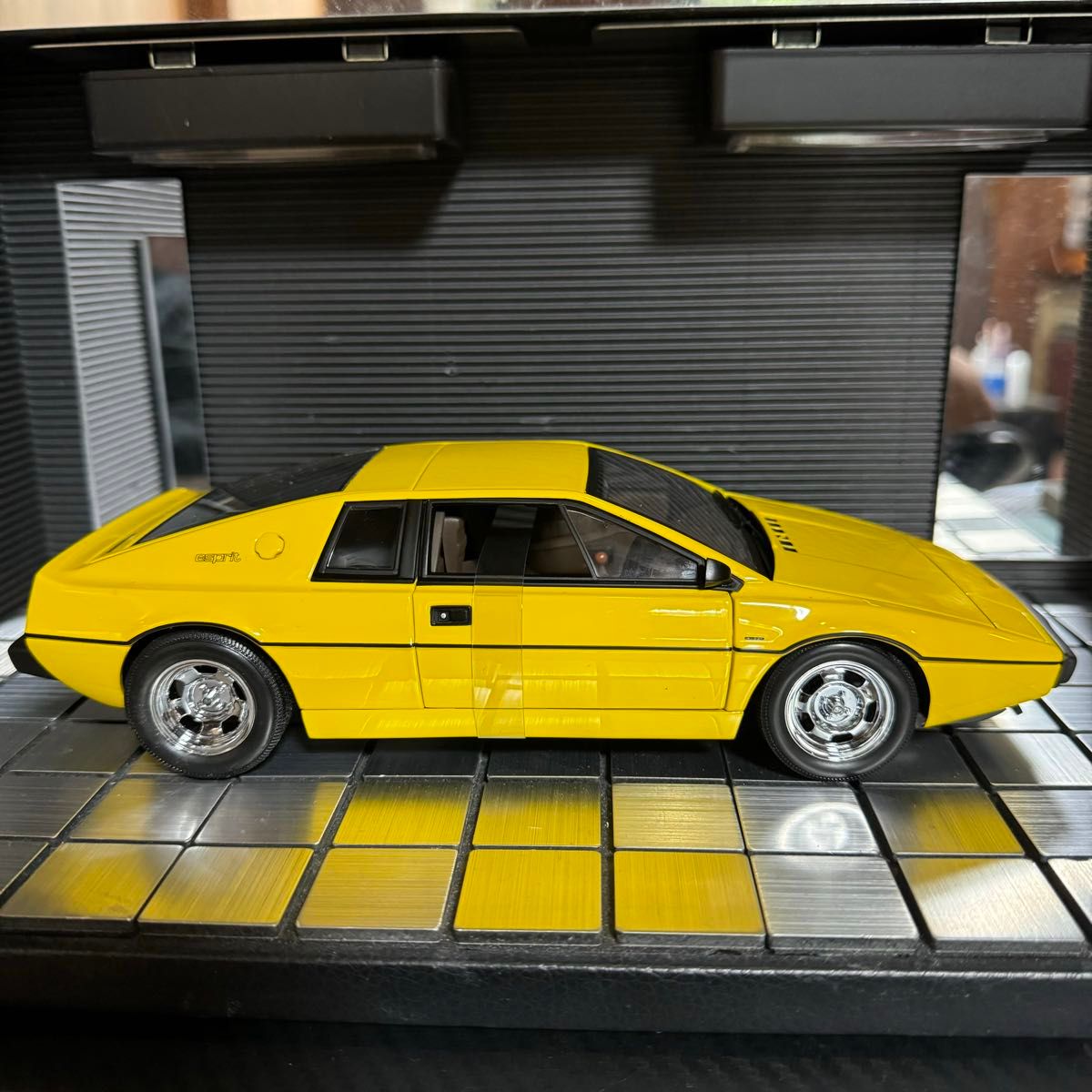 絶版未展示品 オートアート 1/18 ロータス エスプリ タイプ 79 絶版未展示品 オートアート 1/18 ロータス エスプリ タイプ 79