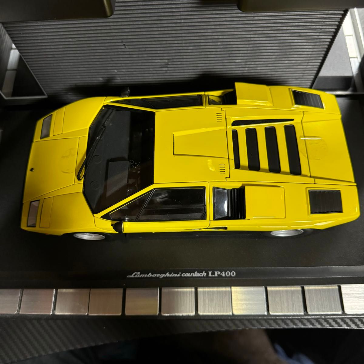絶版未展示品 京商 1/18 ランボルギーニ カウンタック LP400 絶版未展示品 京商 1/18 ランボルギーニ カウンタック LP400