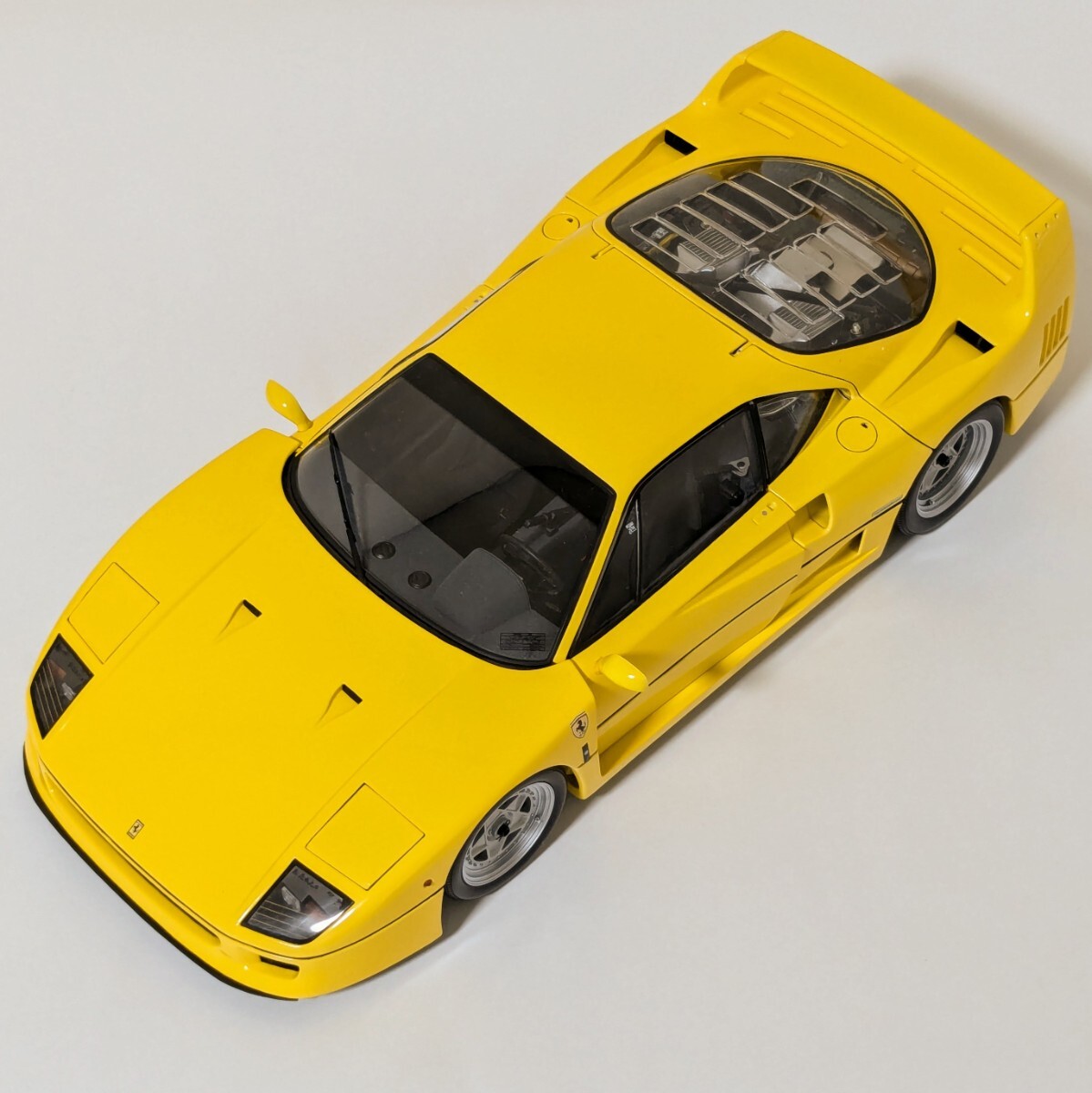 Yahoo!オークション - 京商 1/12 フェラーリF40 イエロー Yahoo!オークション - 京商 1/12 フェラーリF40 イエロー