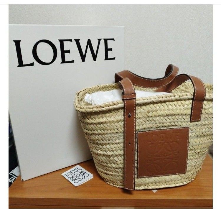 定価91300円】公式オンライン購入 LOEWE ロエベ かごバッグ 定価91300円】公式オンライン購入 LOEWE ロエベ かごバッグ