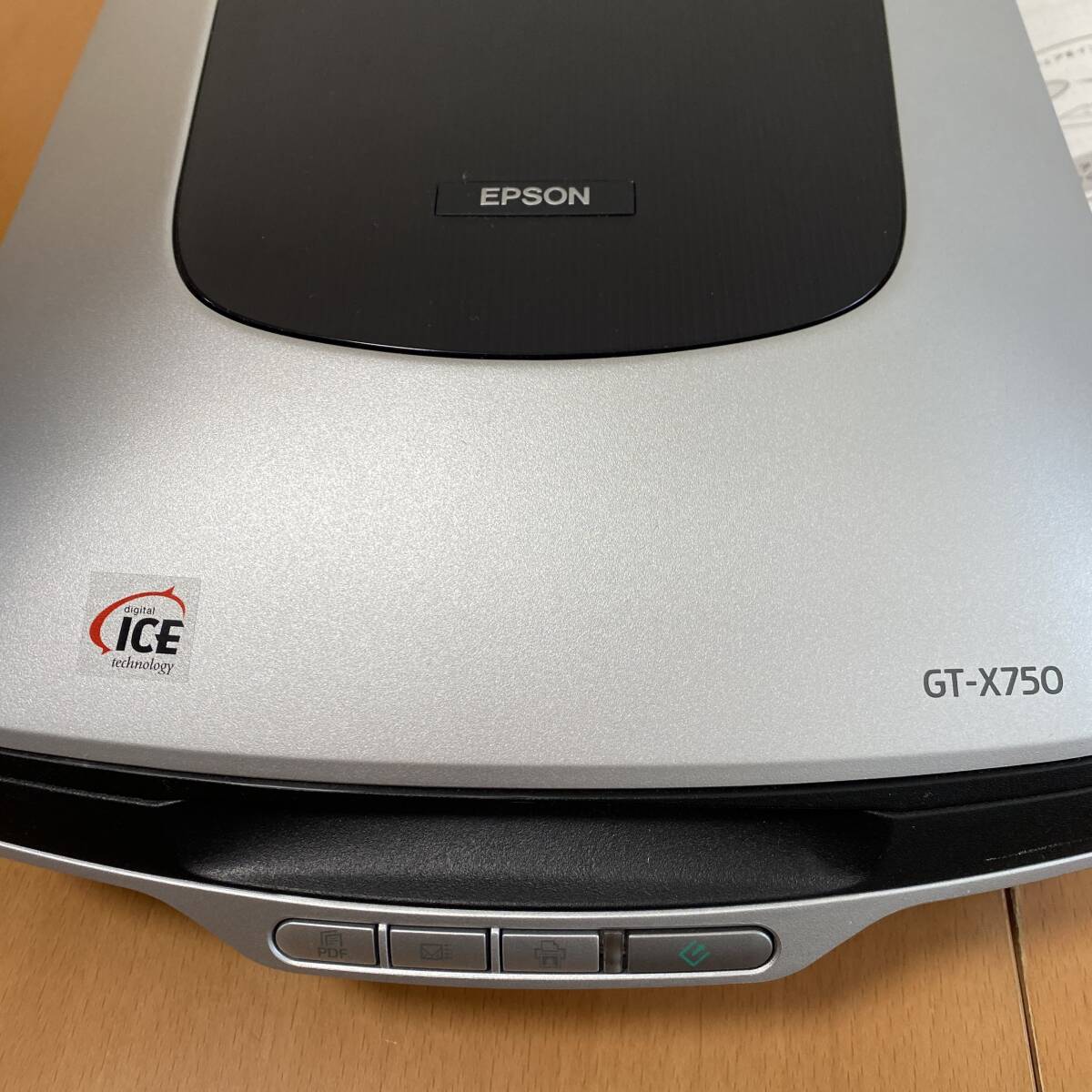 EPSON GT-X750 イメージスキャナ 通電確認済み EPSON エプソン EPSON GT-X750 イメージスキャナ 通電確認済み EPSON エプソン