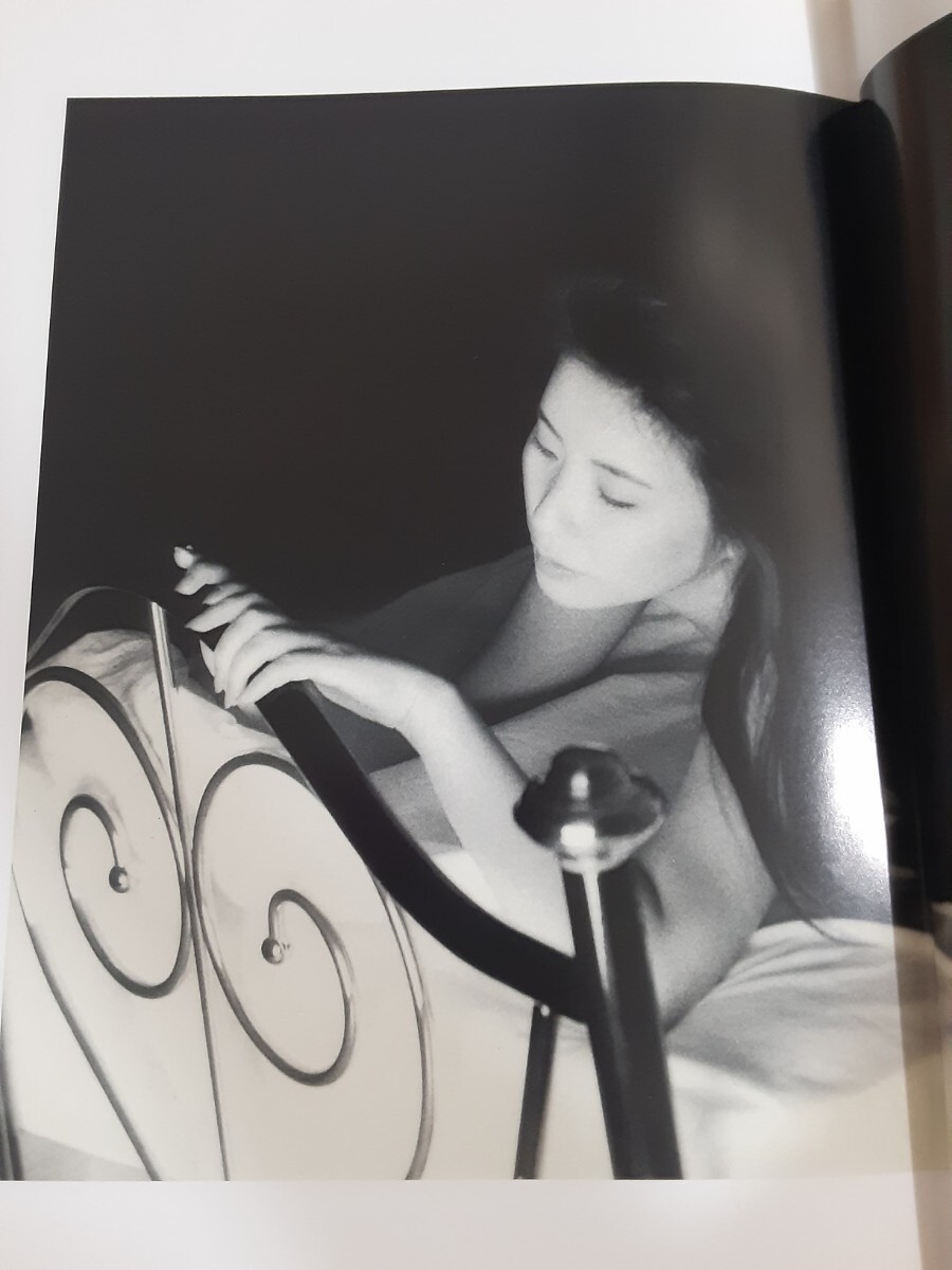 Yahoo!オークション - 写真集 西川峰子写真集 PRIVATE Yahoo!オークション - 写真集 西川峰子写真集 PRIVATE