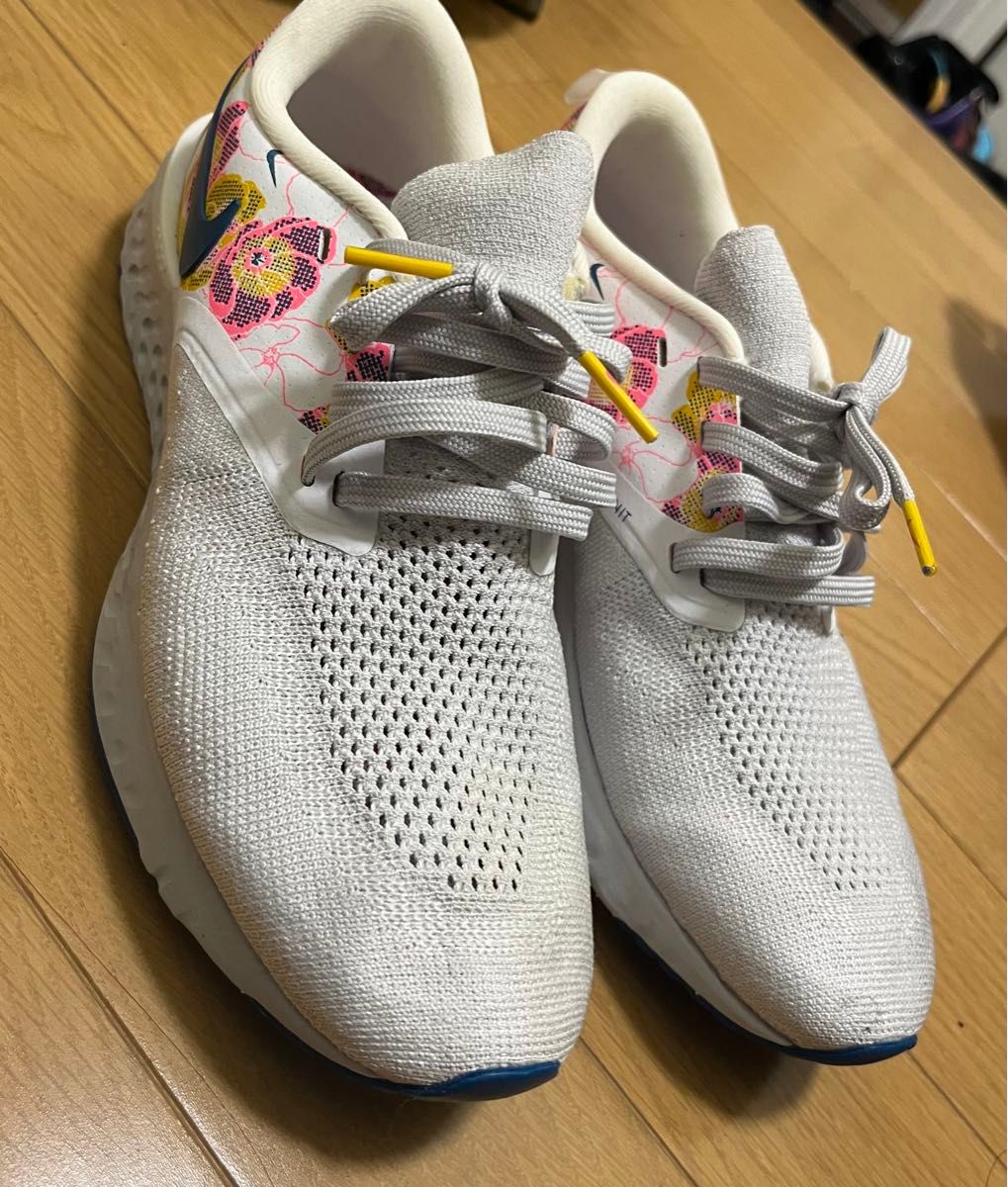 スニーカー レディース 花柄 NIKE ナイキ フライニット 靴 スニーカー レディース 花柄 NIKE ナイキ フライニット 靴