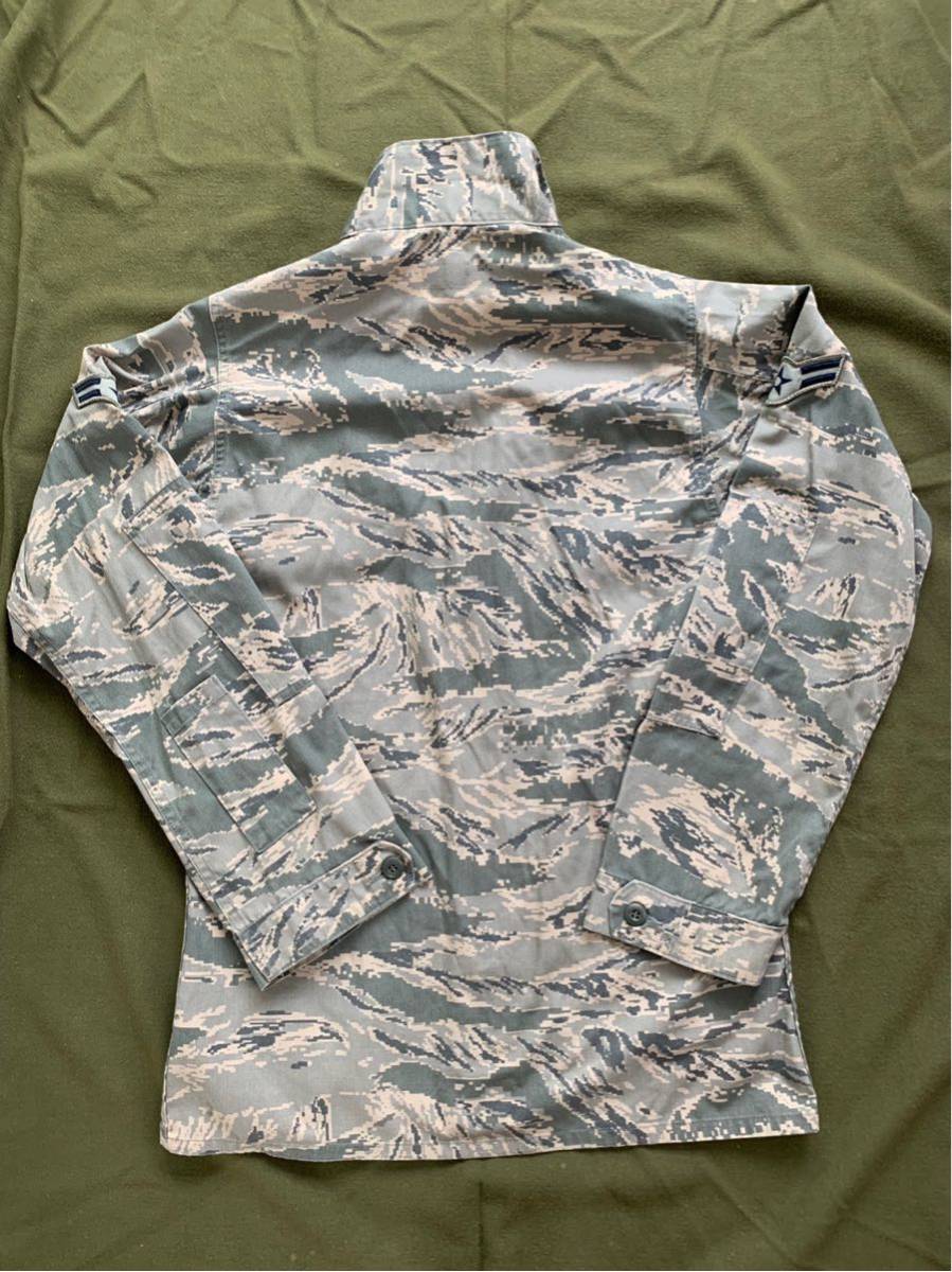 米軍 放出品 ミリタリージャケット サイズ 36XL デジカモ 迷彩カモフラ サバゲー US エアフォース USAF 古着 T_画像1