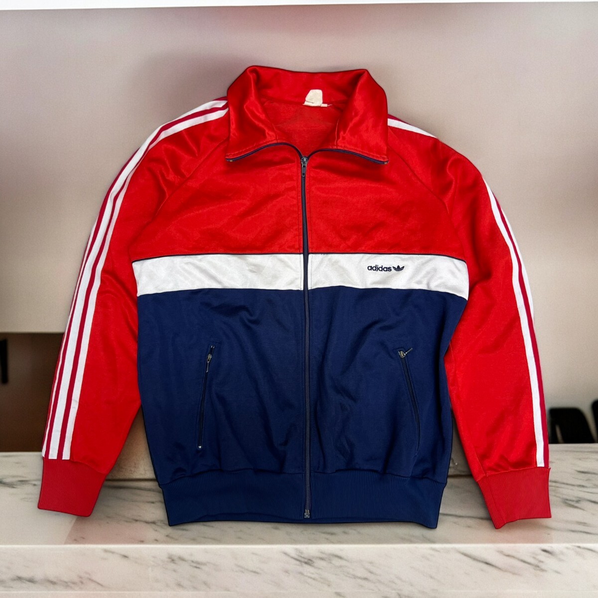 送料無料 ADIDAS TRACK JACKET 60s RED/WHITE/NAVY アディダス 送料無料 ADIDAS TRACK JACKET 60s RED/WHITE/NAVY アディダス