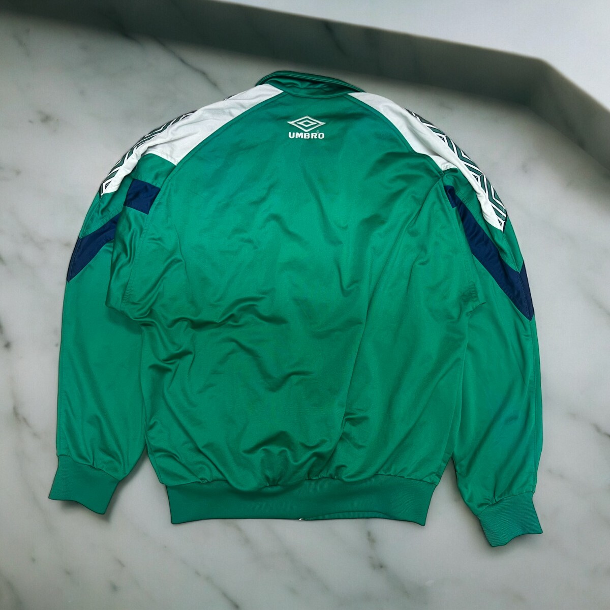送料無料 UMBRO TRACK JACKET 90s WHITE/GREEN アンブロ 送料無料 UMBRO TRACK JACKET 90s WHITE/GREEN アンブロ