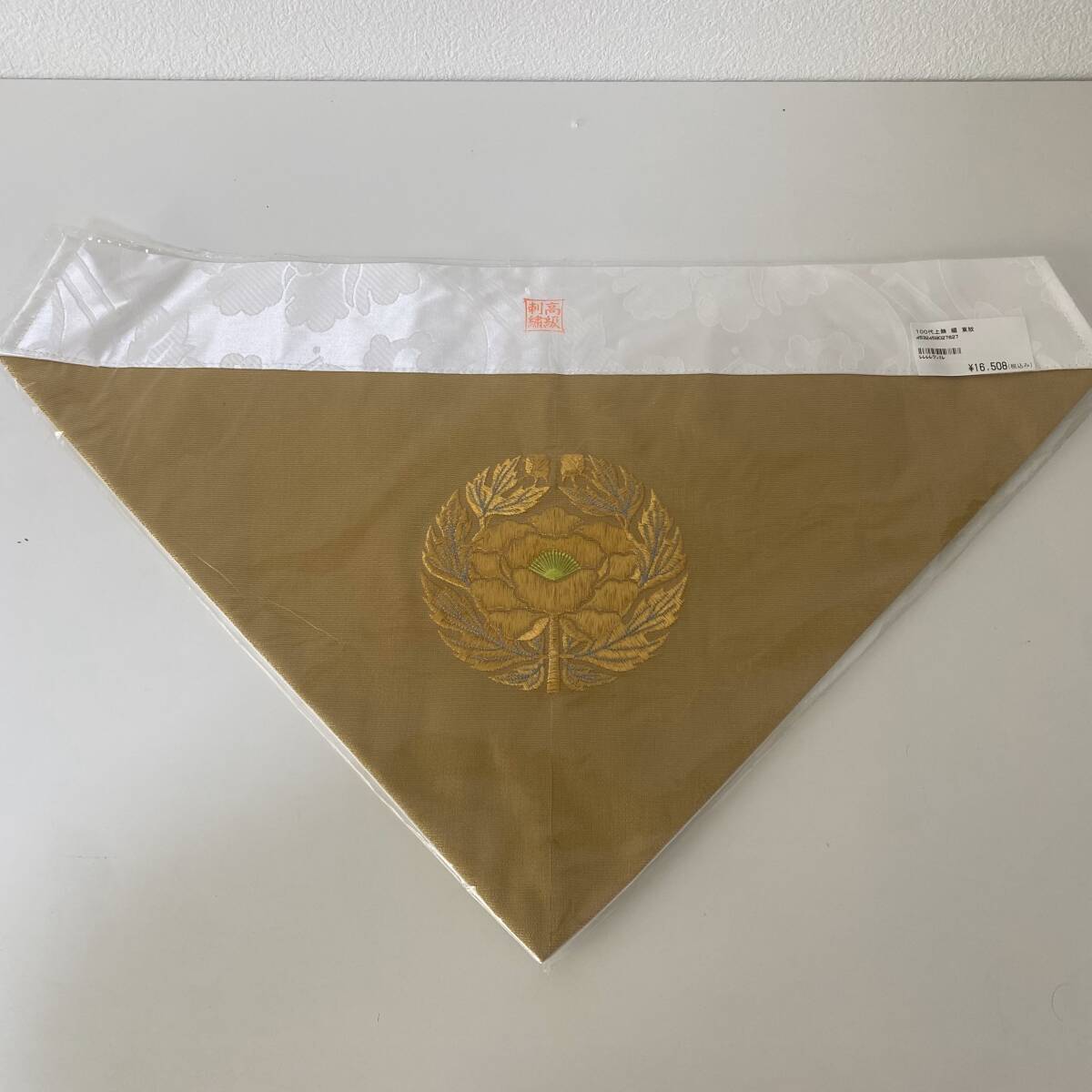 新品】三角打敷 浄土真宗(東)用 100代【店頭販売中】 新品】三角打敷 浄土真宗(東)用 100代【店頭販売中】