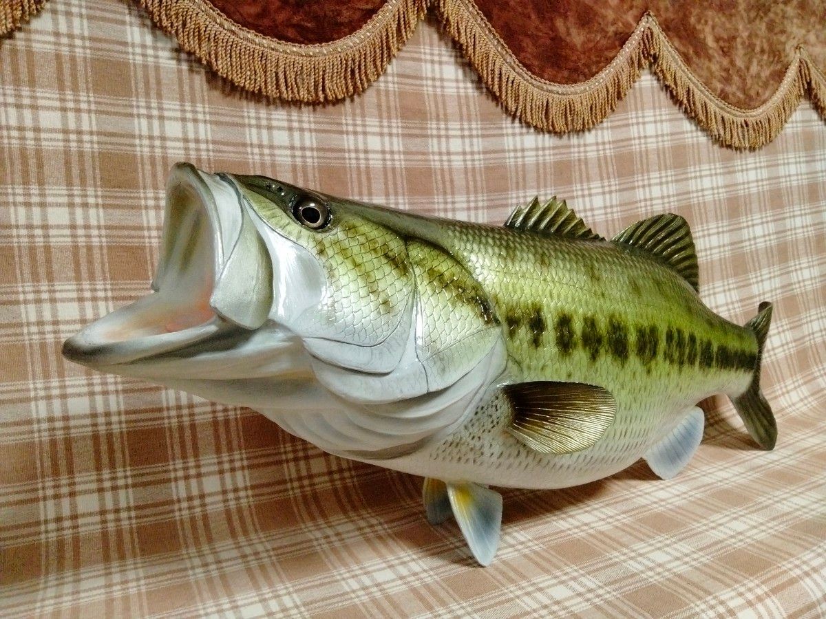 ハンドメイド 62cmブラックバス壁掛け 魚模型 フィギュア ハンドメイド 62cmブラックバス壁掛け 魚模型 フィギュア