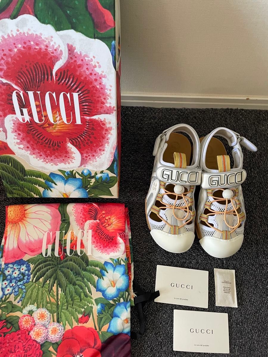 Gucci GUCCI グッチ ベロクロ スリッポン サンダル ホワイト Gucci GUCCI グッチ ベロクロ スリッポン サンダル ホワイト