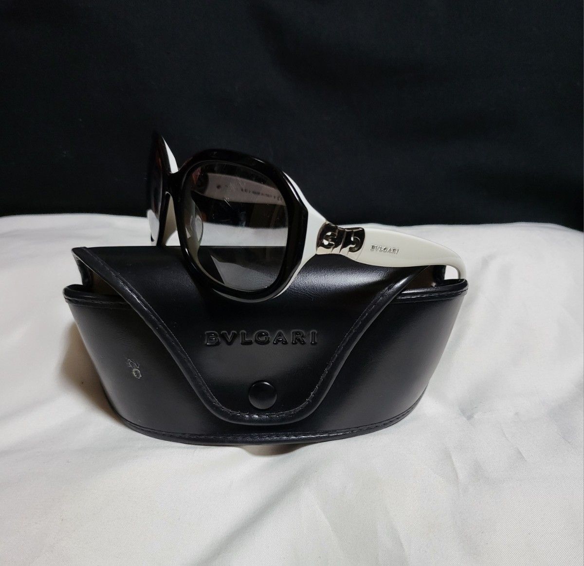 BVLGARI ブルガリ ロゴ付き サングラス ケース付き|Yahoo BVLGARI ブルガリ ロゴ付き サングラス ケース付き|Yahoo