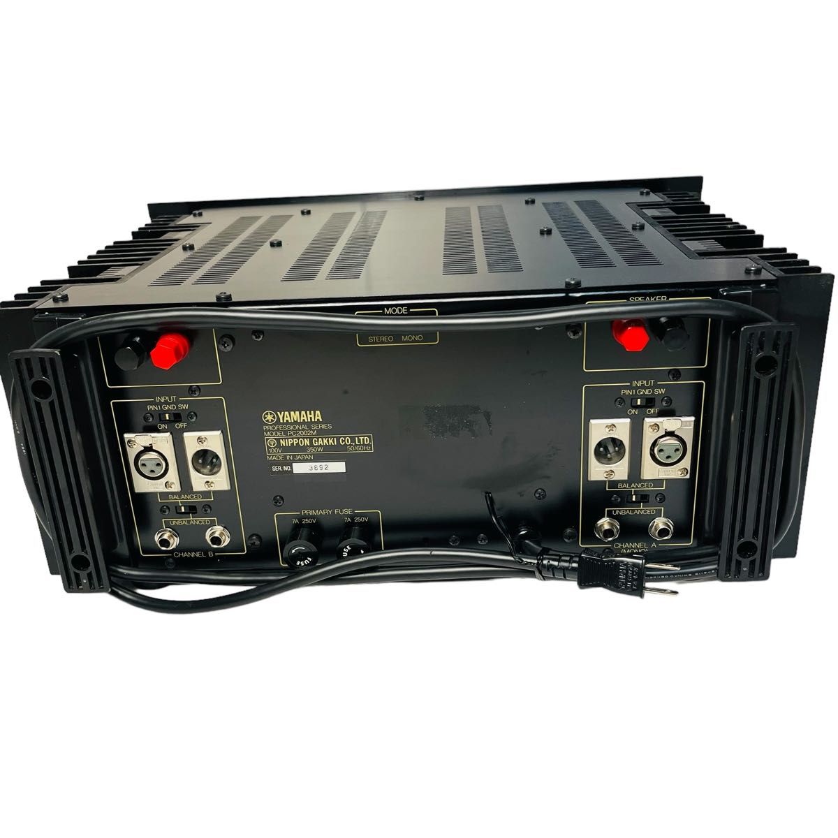 美品】 YAMAHA PC2002M 業務用パワーアンプ 動作品 名機 音教 美品】 YAMAHA PC2002M 業務用パワーアンプ 動作品 名機 音教