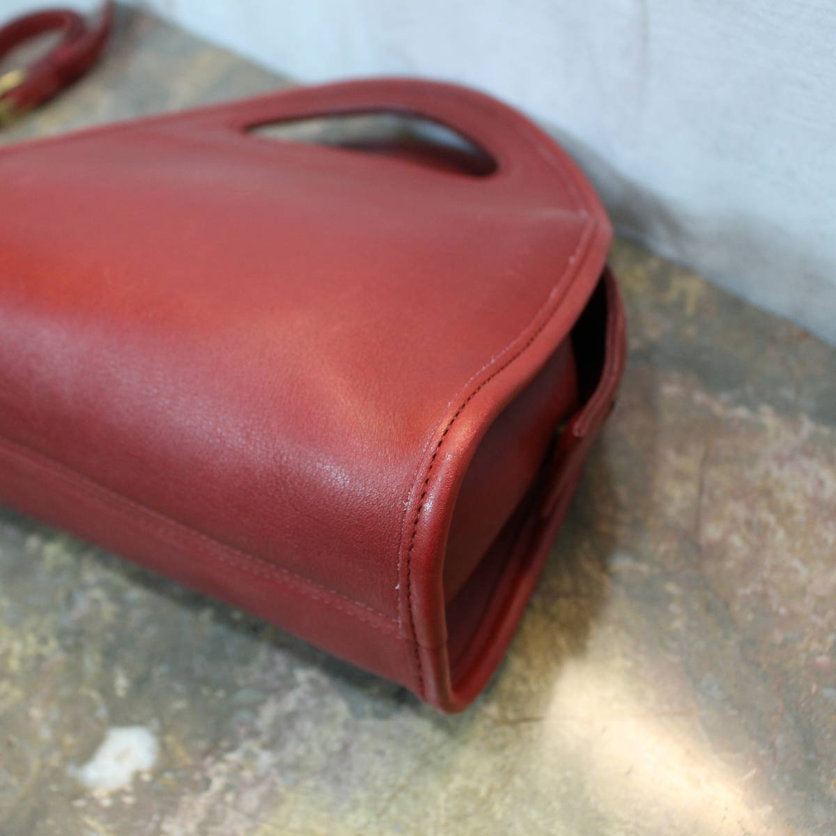 OLD COACH HALF MOON LEATHER 2WAY SHOULDER BAG MADE IN USA/オールドコーチハーフムーン型レザー2wayショルダーバッグ
