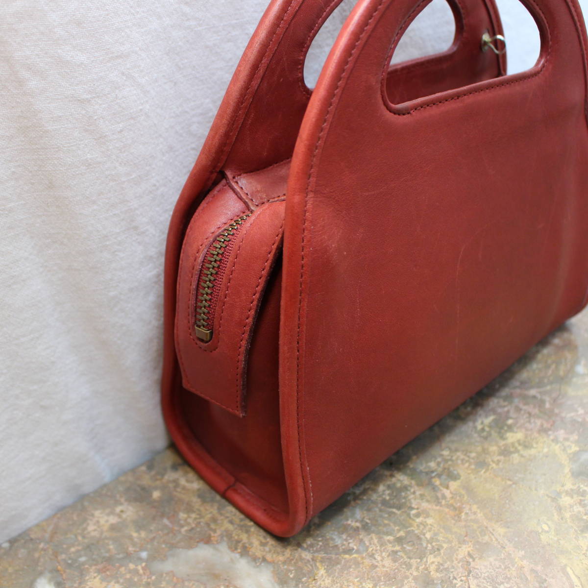 OLD COACH HALF MOON LEATHER 2WAY SHOULDER BAG MADE IN USA/オールド