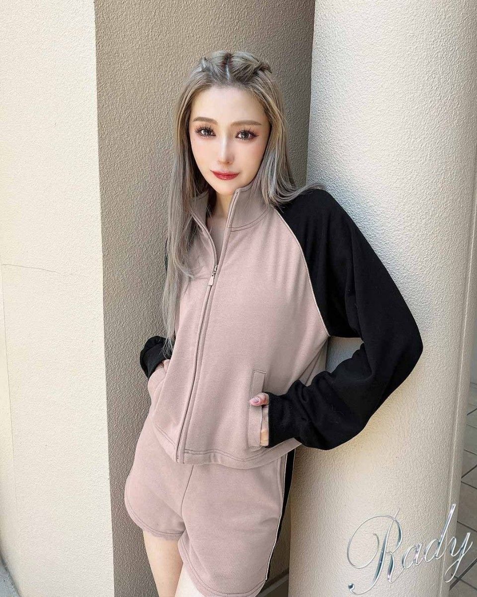 Rady おしりRadyショートセットアップ Sサイズ|Yahoo!フリマ Rady おしりRadyショートセットアップ Sサイズ|Yahoo!フリマ
