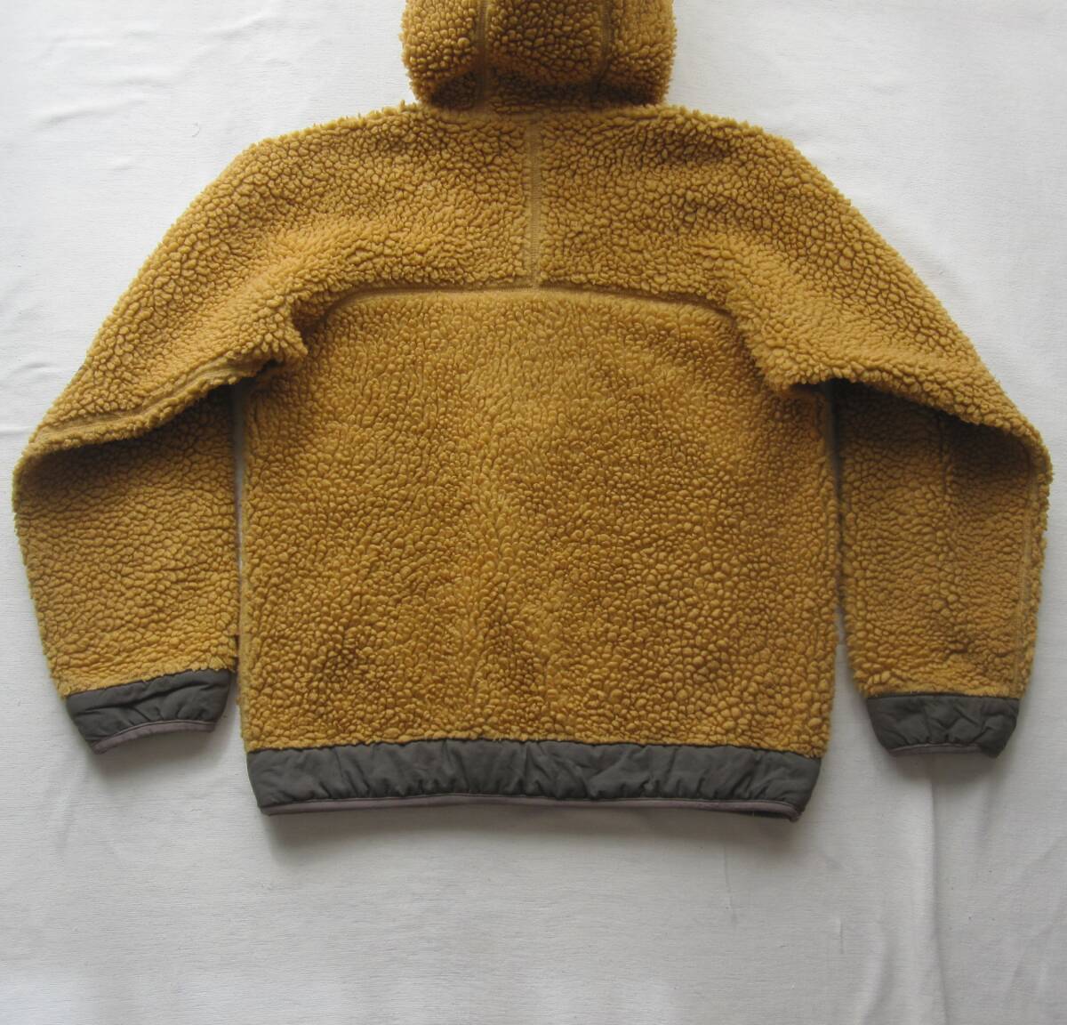 パタゴニア リズムフーディー (XS) テキーラ / patagonia / R4 パタゴニア リズムフーディー (XS) テキーラ / patagonia / R4