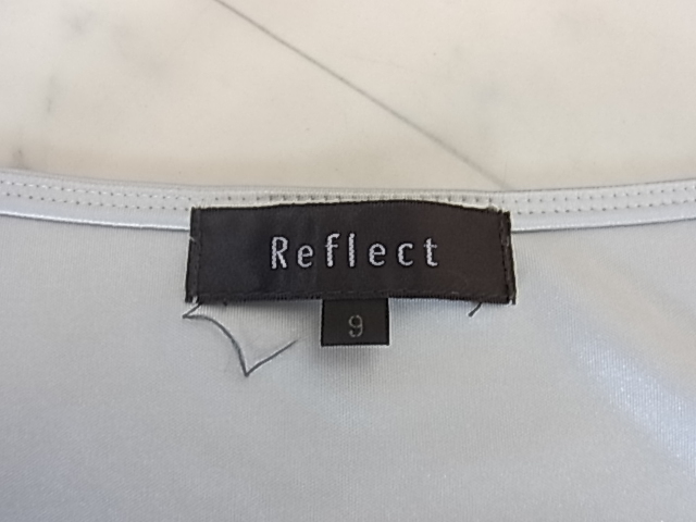 リフレクト Reflect 光沢感のあるグレー系　ティアードフリルが上品で可愛らしいデザイン　七分袖　サイズ9　カットソー　（株）ワールド_画像6