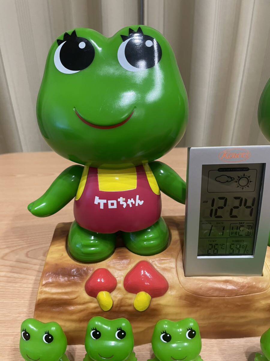 ケロちゃん コロちゃん 店頭ペア蛙カウンター型 置き時計 温度計 ケロちゃん コロちゃん 店頭ペア蛙カウンター型 置き時計 温度計