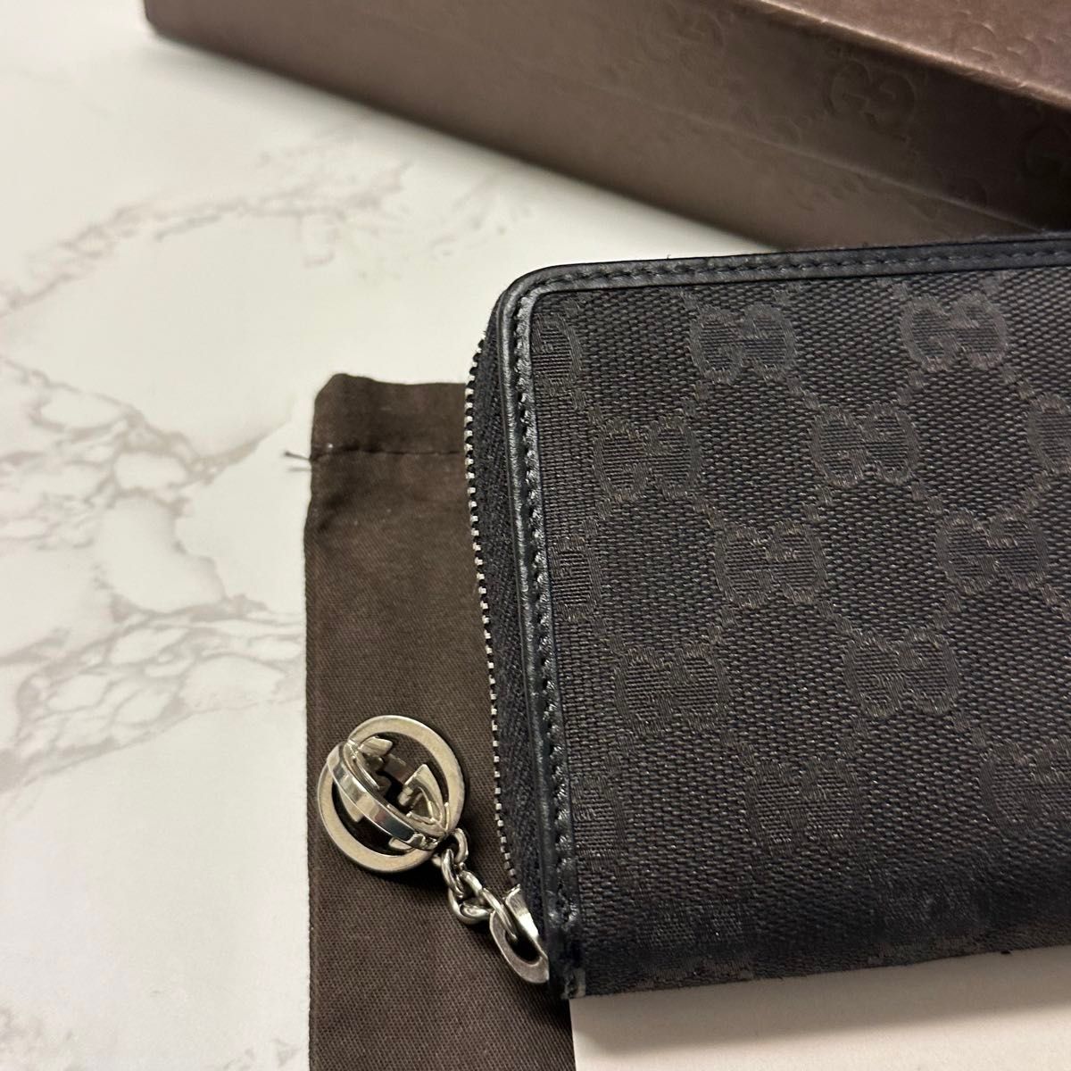 新品同様 グッチ GUCCI 財布 長財布 GGキャンバス GG金具 新品同様 グッチ GUCCI 財布 長財布 GGキャンバス GG金具