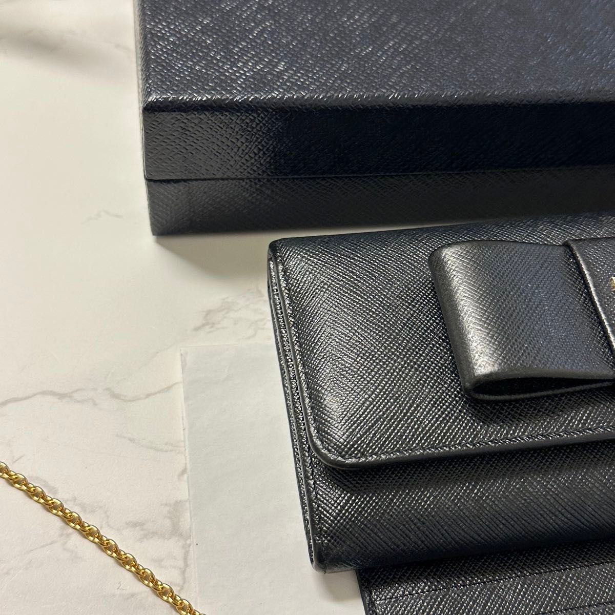 新品同様 現行 プラダ PRADA 財布 長財布 サフィアーノレザー 新品同様 現行 プラダ PRADA 財布 長財布 サフィアーノレザー