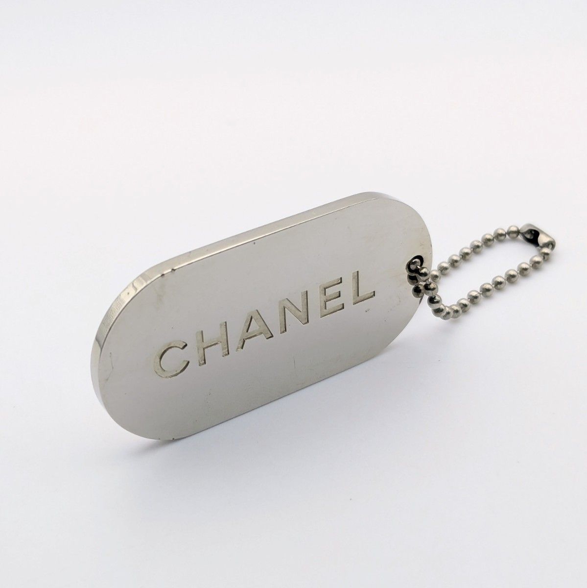 CHANEL シャネル 非売品 文字ロゴ プレート ストライプ CHANEL シャネル 非売品 文字ロゴ プレート ストライプ