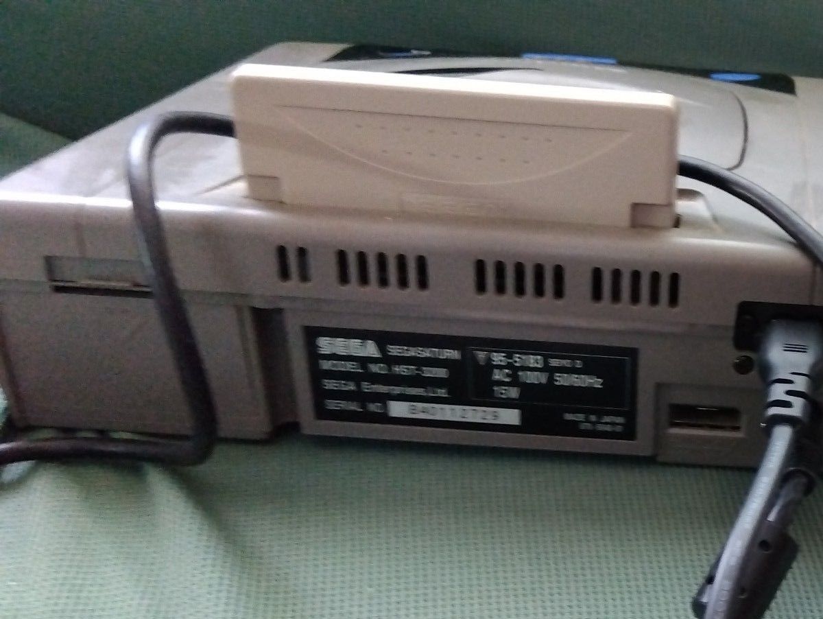 ジャンク セガサターン 本体 箱あり コントローラー ステレオAV 
