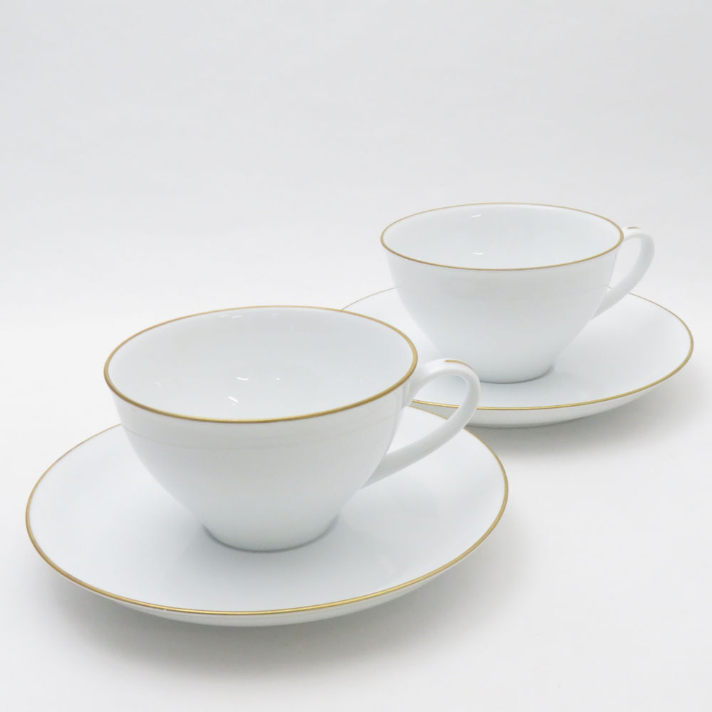 美品 OKURA 大倉陶園 ゴールドライン カップ&ソーサー 2客 ペア コーヒー ティー クープシェープ 白磁 SO1386H