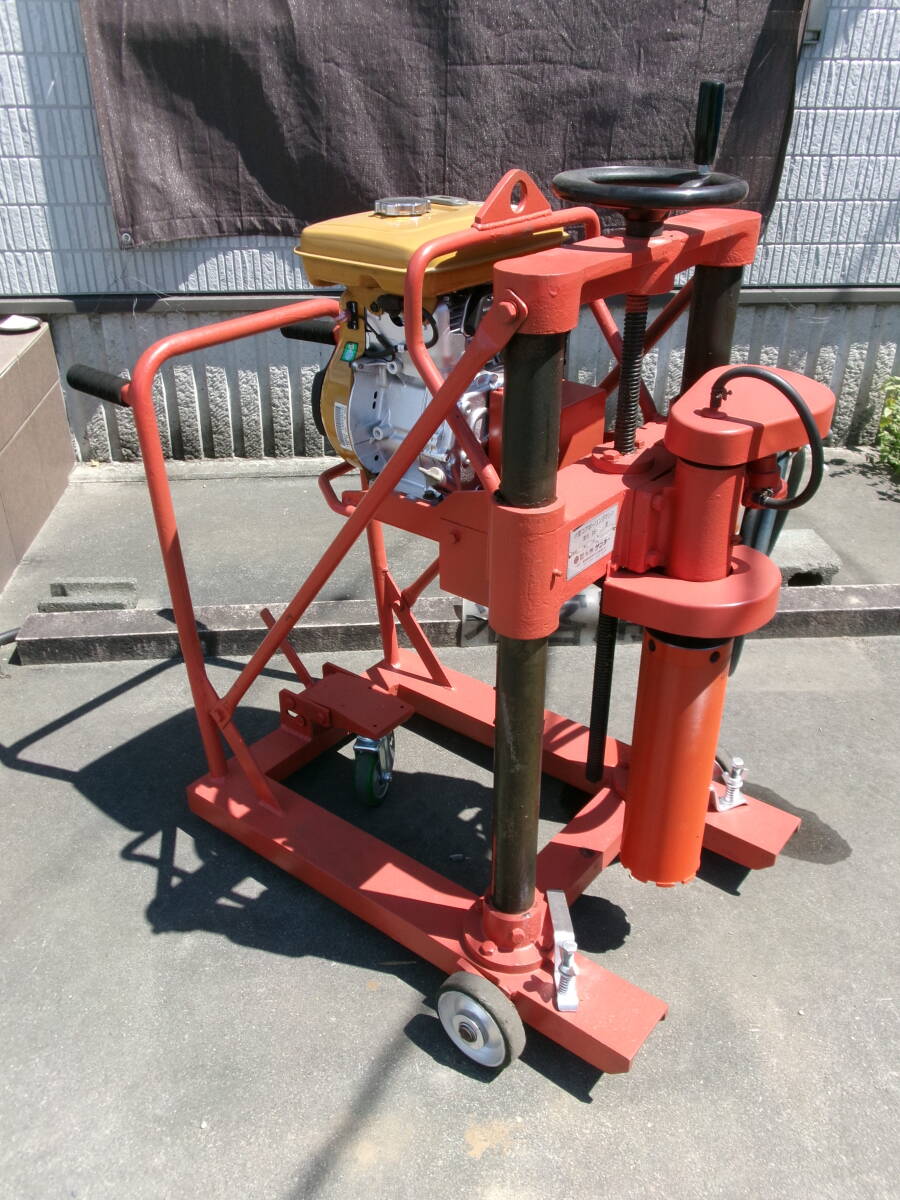 福岡県【エンジン式コアボーリングマシーン サンヨー製DE-7HSR 福岡県【エンジン式コアボーリングマシーン サンヨー製DE-7HSR