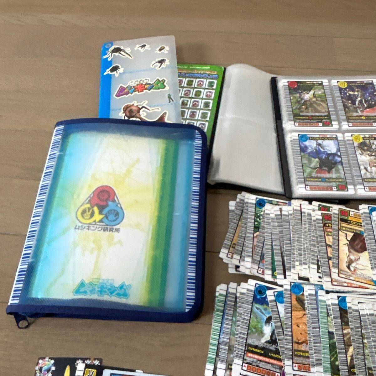 甲虫王者ムシキング ムシキングカード 大量まとめ売り ファイル 甲虫王者ムシキング ムシキングカード 大量まとめ売り ファイル