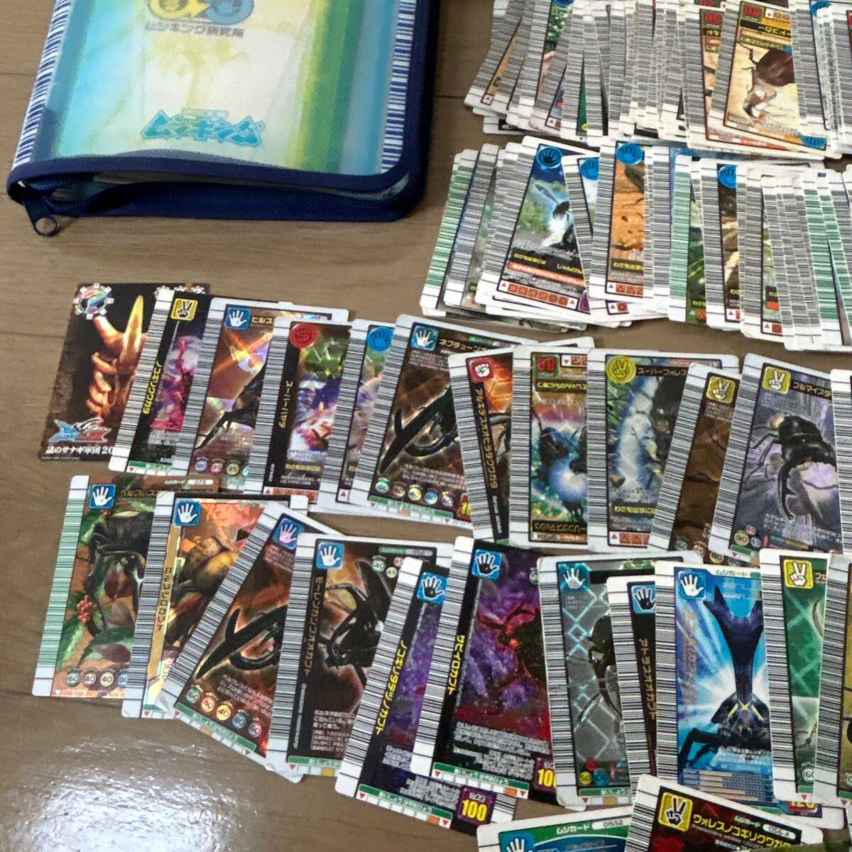 甲虫王者ムシキング ムシキングカード 大量まとめ売り ファイル 甲虫王者ムシキング ムシキングカード 大量まとめ売り ファイル