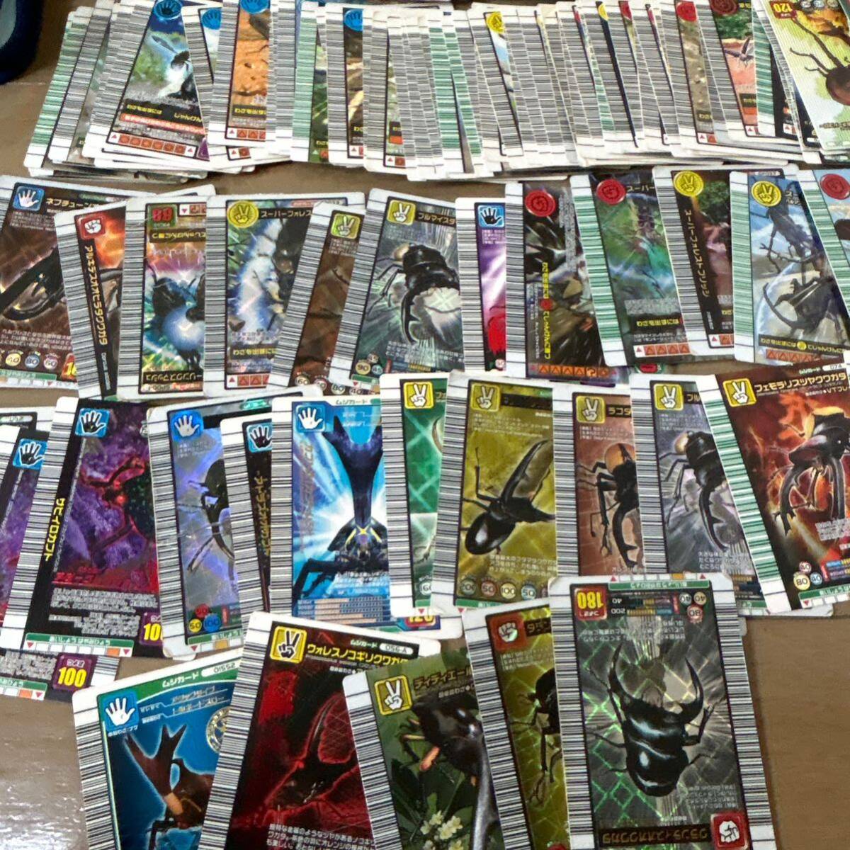 甲虫王者ムシキング ムシキングカード 大量まとめ売り ファイル 甲虫王者ムシキング ムシキングカード 大量まとめ売り ファイル